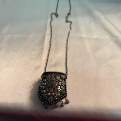 Vintage Locket Pendant With Gemstones On It 36 In Long & Locket Opens