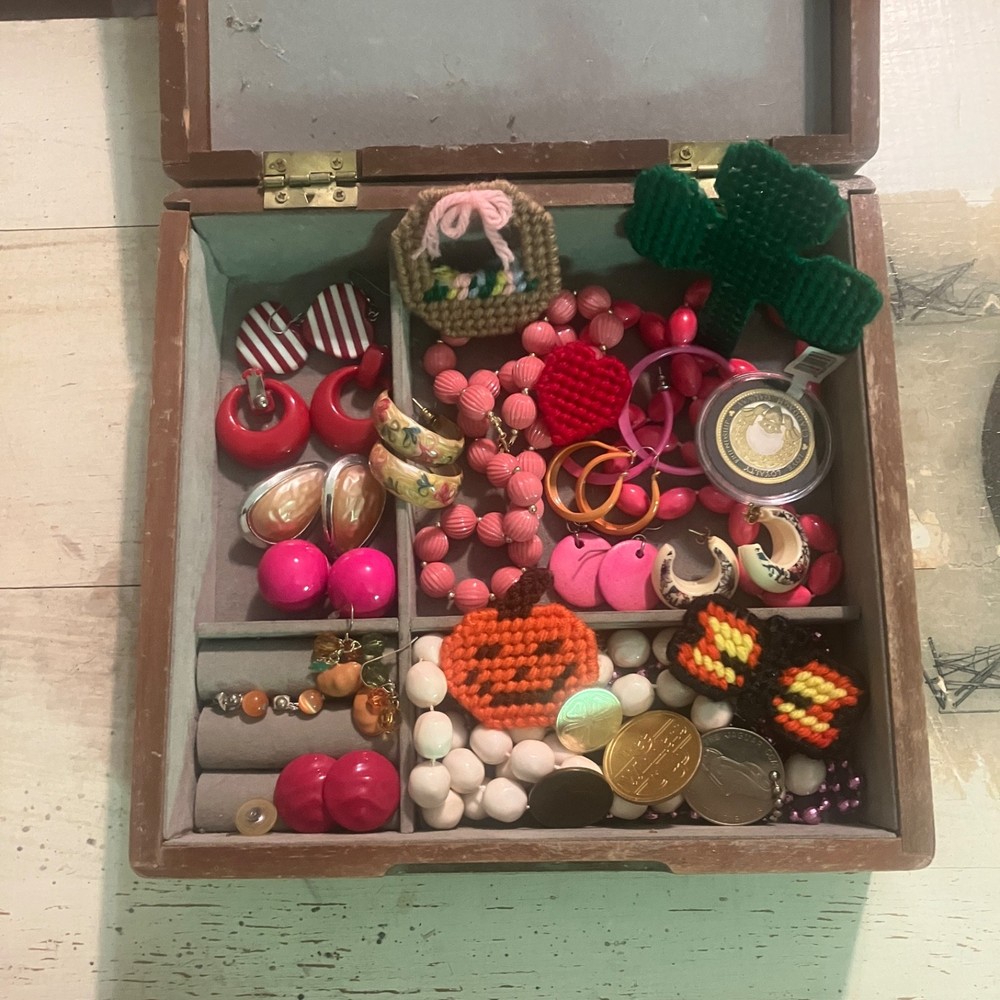 Lot of Vintage & Modern Costume Jewelry with Wooden Box Estate Junk Craft