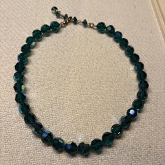 VINTAGE CLASSIC GREEN AURORA BOREALIS NECKLACE – Strung On Chain, 14” Plus 3”