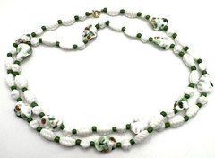 1/20th 12k Gold Vintage Czech twisted green and white glass bead necklace