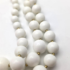 Vintage Trifari White Beaded Necklace Triple Strand Graduated 21 In Gold Tone