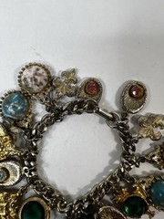 Vtg 1950s 60s Chunky Gold Tone Charm Bracelet French Fleur De Lis Faux Gemstones