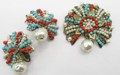 Set Blue White Red Small Bead Brooch and Matching Clip On Earrings Vintage