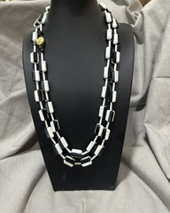 Vintage West Germany 48″ Black White Box Link Necklace Clip On Earrings READ