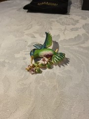 NEW Retired Vintage Joan Rivers Pin Brooch Flights of Fantasy Hummingbird Enamel