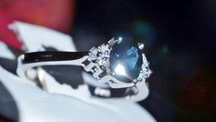 14k white gold sz 7.75 ring 1.00ct natural, treated sapphire diamond 3.30g N3397