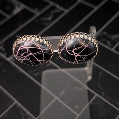 Vintage Clip On Earrings 1 & 1/8″ Large Black, Pink, Gold Tone, Artistic Retro