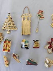 Christmas Brooches Pin Earrings Lot Enamel Avon Gerrys JJ Vtg Holiday Lot Of 19