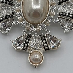 VTG Rhinestone Brooch Lot of 6 Silver Gold Tone Faux Pearl Bear Bowling Ring Etc