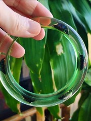 Vintage Green Juice Lucite Beetle Bangle