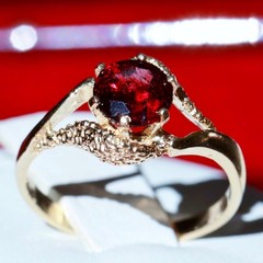 14k yellow gold ring 1.00ct Bohemian garnet sz 6 solitaire vintage 2.40g N3159