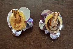 Vintage CASUAL CORNER Fun-Chunky-Flashy Clip Earrings. REDS/PINK/PURPLE Worn 1X