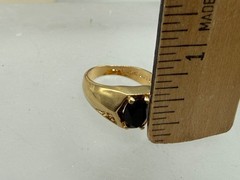 VINTAGE ESTATE 24K GOLD PLATED BLACK CRYSTAL MEN WOMEN UNISEX RING SIZE 7
