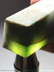 1980s Lake Water Green/Lavender/Yellow Jadeite Jade Cut Pebble Stone 1136ct