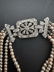 Huge-estate-jewelry-Lot-Faux Pearl- Costume Jewelry Lot A 38 Pieces