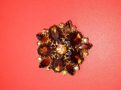 Topaz Amber Brown Layered Rhinestone Vintage Brooch Pin Juliana Style Sawtooth