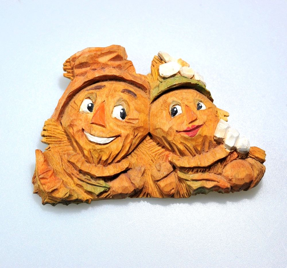 Brooch fall autumn halloween hand made carved love scarecrow unique large ZD7
