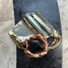 Vintage Onyx Mixed Metal Brooch Gold Silver Copper Black Onyx Gem Modernist 2”