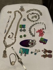 Vintage Estate Jewelry LOT (3 of 6)