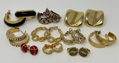 Vintage 80s 90s Bold Estate Mixed Costume Earring Lot (10) Gold Tone Enamel