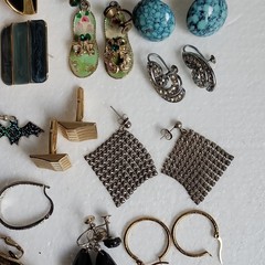 Vintage Multicolor Mixed Lot Earrings Brooch Pin Glass Plastic Metal 16 Pieces