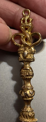 VTG Bar Brooch Scepter Staff 3 1/2″s Crown top Faux Pearl in hand