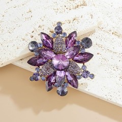 Vintage Austrian Crystal Rhinestone Flower Shape Brooch Pin Crystal Jewelry Pin