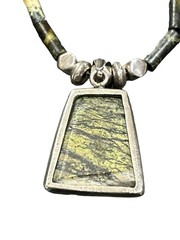 Vintage Serpentine Hematite Trapezoid Sterling silver 925 Necklace 16″