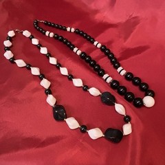 Vintage Black And White Acrylic Resin Bead Necklace Lot Of Two