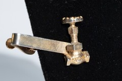 Vintage Mercury Industries Crane Valve Pipe Advertising Tie Bar Clip Gold Tone
