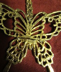 VINTAGE BUTTERFLY NECKLACE WITH RHINESTONES – SIGNED