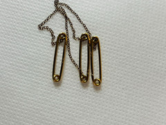 10k Gold Safety Pin Sweater Cable Chain Brooch