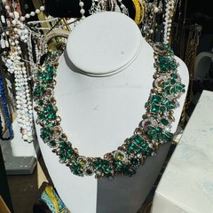 Vintage Emerald Green Rhinestone Statement Bib Necklace Gold Tone Couture
