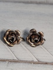 Sterling Silver Rose 3D Screwback Earrings 5/8″ Rosebud Vintage