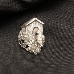 Vintage Birds and Blooms Limited Edition Pin 1997 Small Pewter Gray Birdhouse