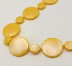 Vintage Yellow Lucite Flat Bead Long Chain Necklace 48 In Gold-Tone Spring Ring