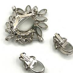 Frosted Satin Glass Brooch Earrings Set Silver Tone Vintage