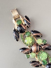 Vintage Verified JULIANA BOOK SET Aventurine Gold Fluss Bracelet Brooch Earrings