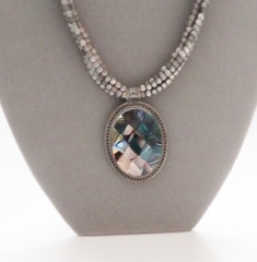 Cookie Lee NWT Silver Tone Beaded Necklace w/ Faceted Mirror Pendant 15″ to 19”