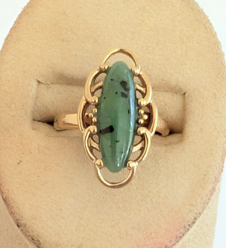 Vtg Sarah Coventry Faux Jade Ring 70s Signed Oriental Melody Adjustable