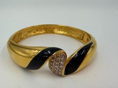 Vintage Bracelet Bangle Black Enamel Clamper Hinged Chunky 6.5 in