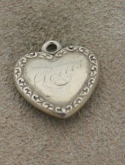 VICTORIAN VINTAGE STERLING HEART CHARM – Raised Border & Inset Red Bead