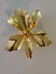 Vtg Gold Tone 2 Inch Iris Orchid Brooch