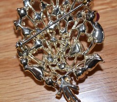 VTG STAR Floral Bouquet Pin Brooch Red & Pink Rhinestones Stones Flowers Leaves