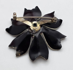 Vintage Gray Enamel Flower Brooch Gold Tone 45mm Mid Century