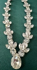FABULOUS BRIGHT CRYSTALS RHINESTONES NECKLACE BY DESIGNER MARIE FERRA GORGEOUS