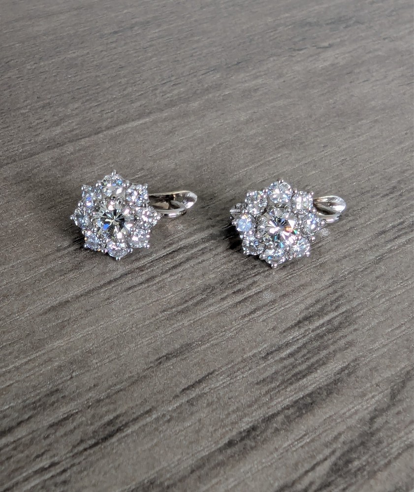 Vintage French 18K Whit Gold Diamond Flower Earrings