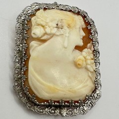 Antique Edwardian 1900s solid 14kt white gold carved shell cameo brooch pendant