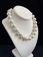 Vintage Anne Klein Glamorous Lg. Faux Pearl Necklace Lustrous White & Gold Tone