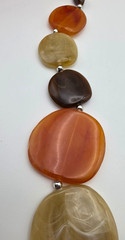Autumn Tone Marbled Lucite Graduated Pebble Statement Necklace 36 in Vintage